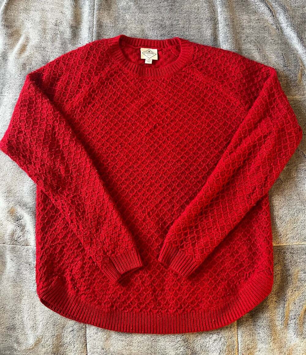 St. John's Bay Waffle Knit Sweater Size M Red Acrylic Crewneck